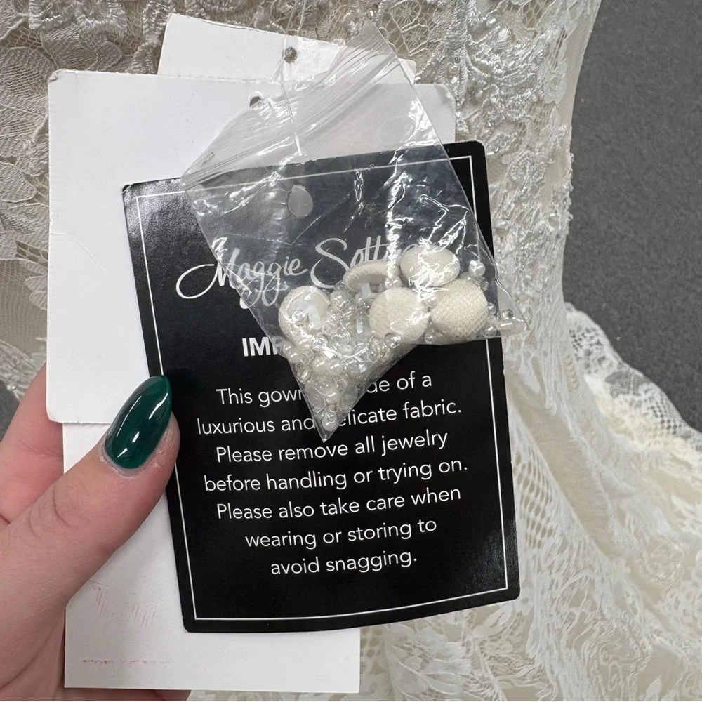 Maggie Sottero “IDA” Wedding Dress - Picture 11 of 12